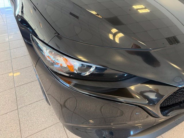 Used 2023 MAZDA MAZDA3 s FWD image 9