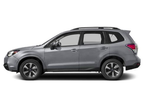 Used 2018 Subaru Forester 2.5i Premium w/ All-Weather Package AWD/4WD image 3