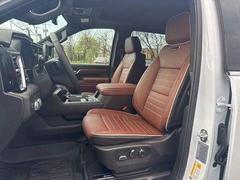 New 2026 GMC Sierra 2500 Denali Ultimate AWD/4WD image 10