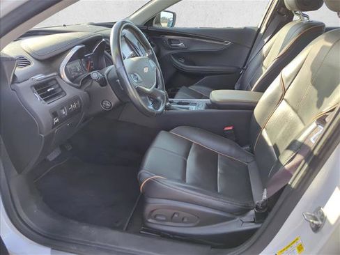 Used 2017 Chevrolet Impala Premier w/ Enhanced Convenience Package image 9