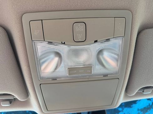 Used 2007 Toyota Avalon Limited FWD image 20