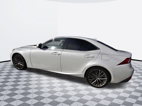 Used 2015 Lexus IS 250 w/ Navigation System Package image 6