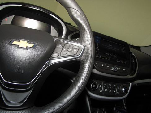 Used 2019 Chevrolet Volt LT image 6