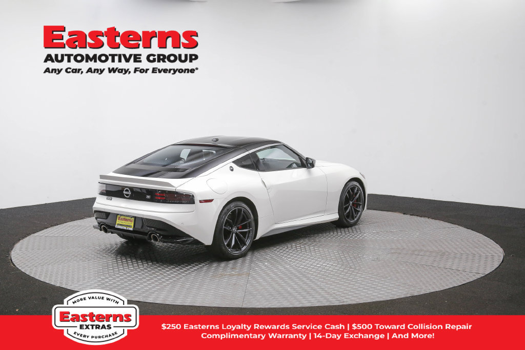Used 2025 Nissan Z Performance w/ Floor Mat Package RWD image 39
