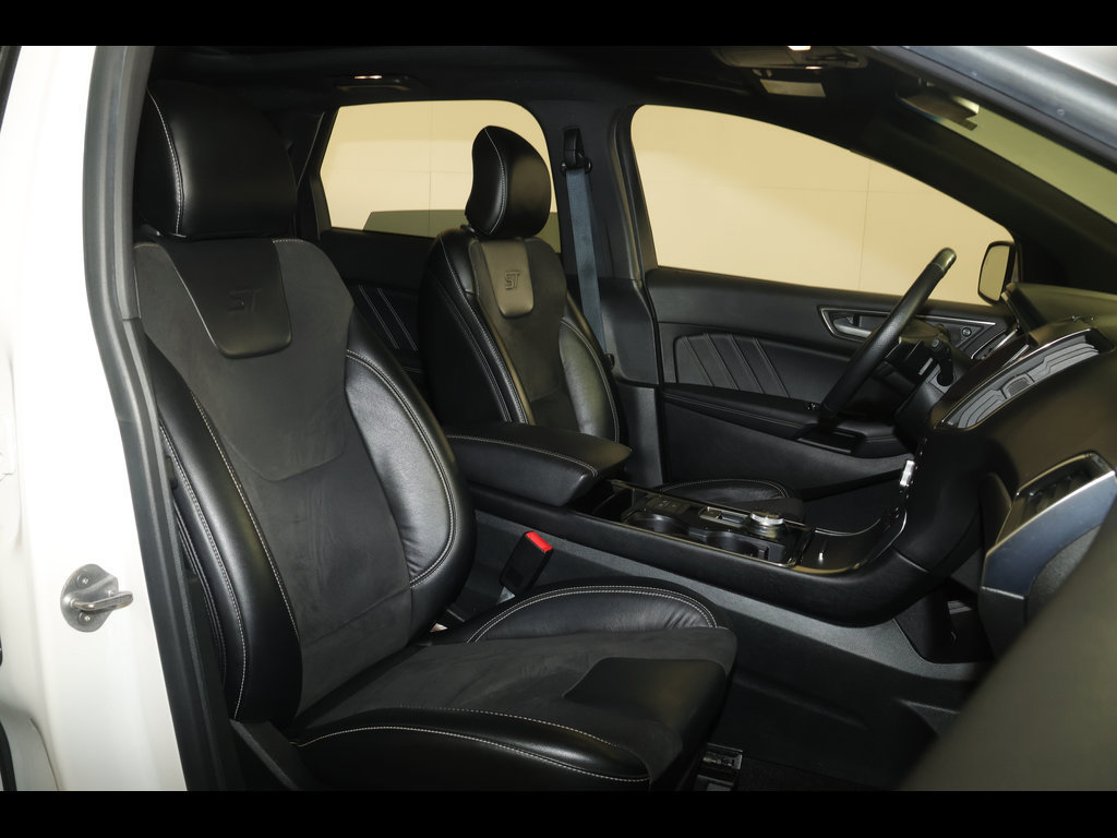 Used 2019 Ford Edge ST w/ Equipment Group 401A AWD/4WD image 34