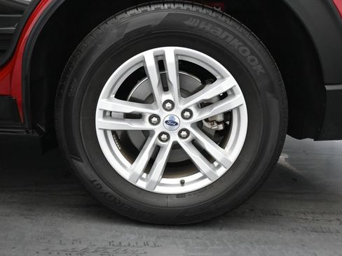 Used 2023 Ford Explorer XLT RWD image 21