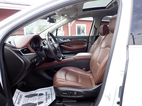 Used 2018 Buick Enclave Avenir w/ Trailering Package AWD/4WD image 8