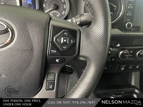Used 2022 Toyota Tacoma TRD Off-Road image 25