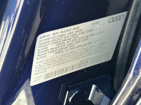Used 2025 Audi Q5 Premium Plus w/ Premium Plus AWD/4WD image 36