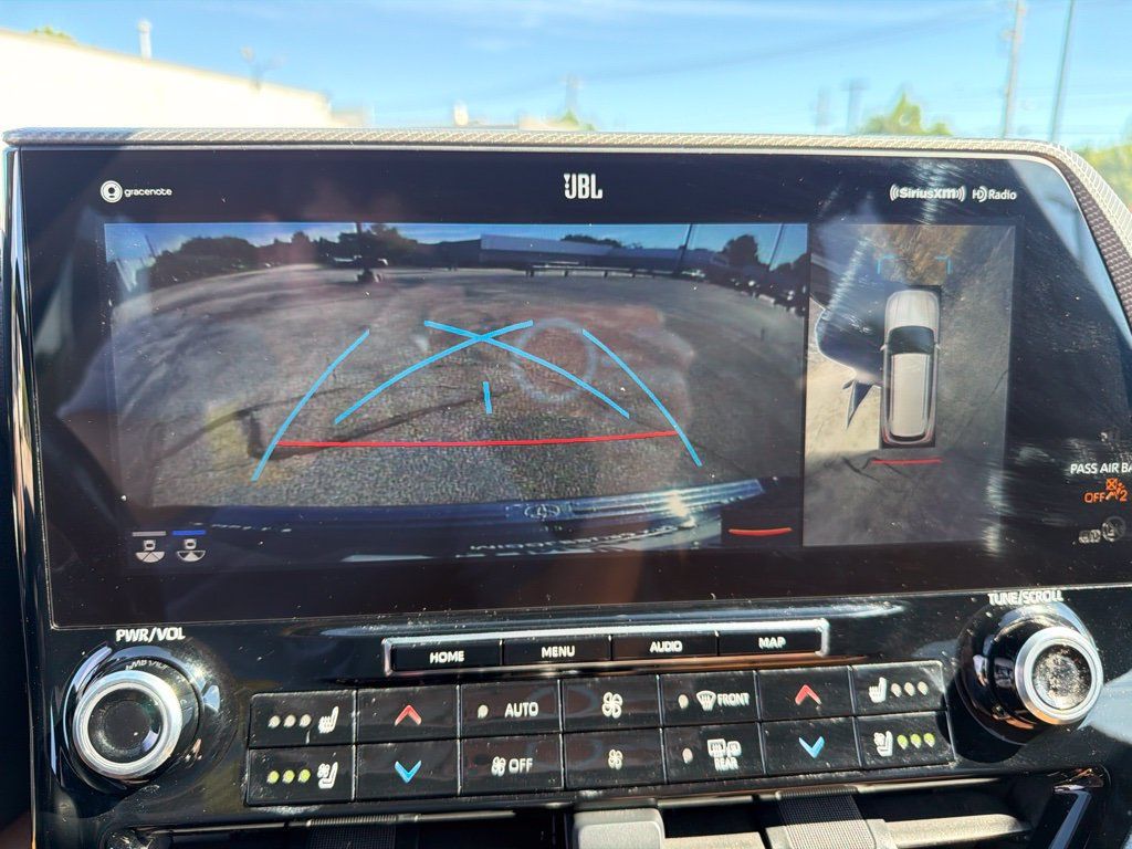 Used 2021 Toyota Highlander Platinum AWD/4WD image 18