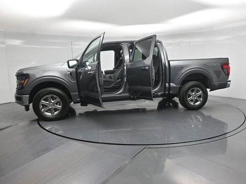 Certified 2025 Ford F150 XLT w/ Equipment Group 301A Standard image 37