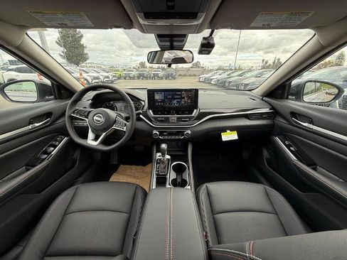 New 2025 Nissan Altima 2.5 SR w/ SR Premium Package image 14