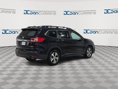 Used 2023 Subaru Ascent Premium w/ Convenience Package AWD/4WD image 9