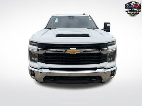 Used 2025 Chevrolet Silverado 2500 LT w/ Convenience Package AWD/4WD image 9