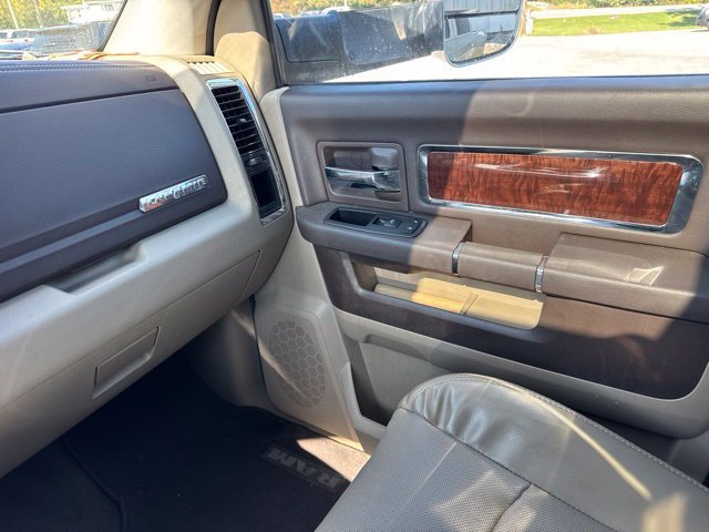 Used 2010 Dodge Ram 3500 Truck Laramie w/ Chrome Accents Group AWD/4WD image 10