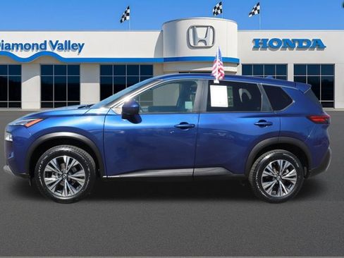 Used 2023 Nissan Rogue SV image 8
