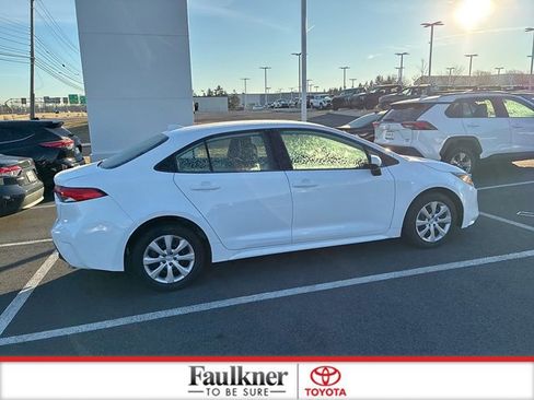 Certified 2023 Toyota Corolla LE image 6