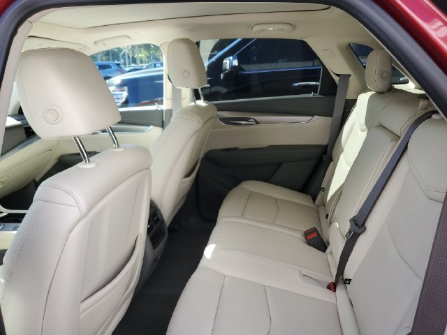 Certified 2019 Cadillac XT5 Luxury FWD image 14