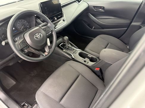 Used 2024 Toyota Corolla LE FWD image 4