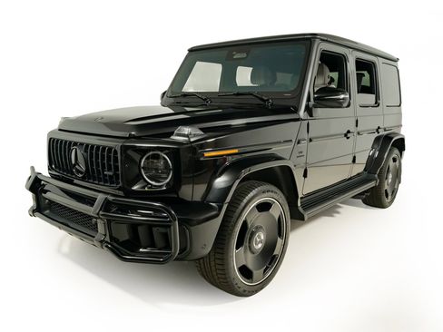 Used 2025 Mercedes-Benz G 63 AMG 4MATIC image 2