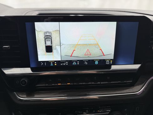 Used 2023 Chevrolet Silverado 1500 LTZ w/ LTZ Premium Package image 18