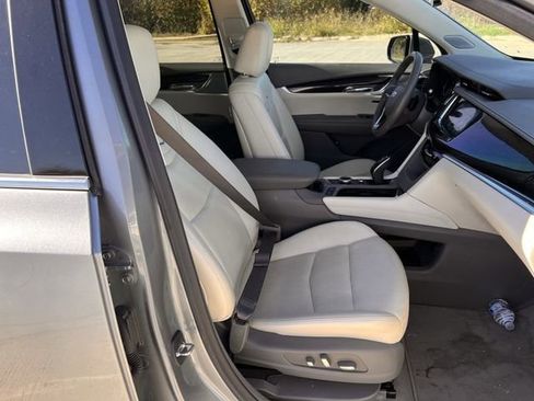 Certified 2023 Cadillac XT6 Premium Luxury image 26