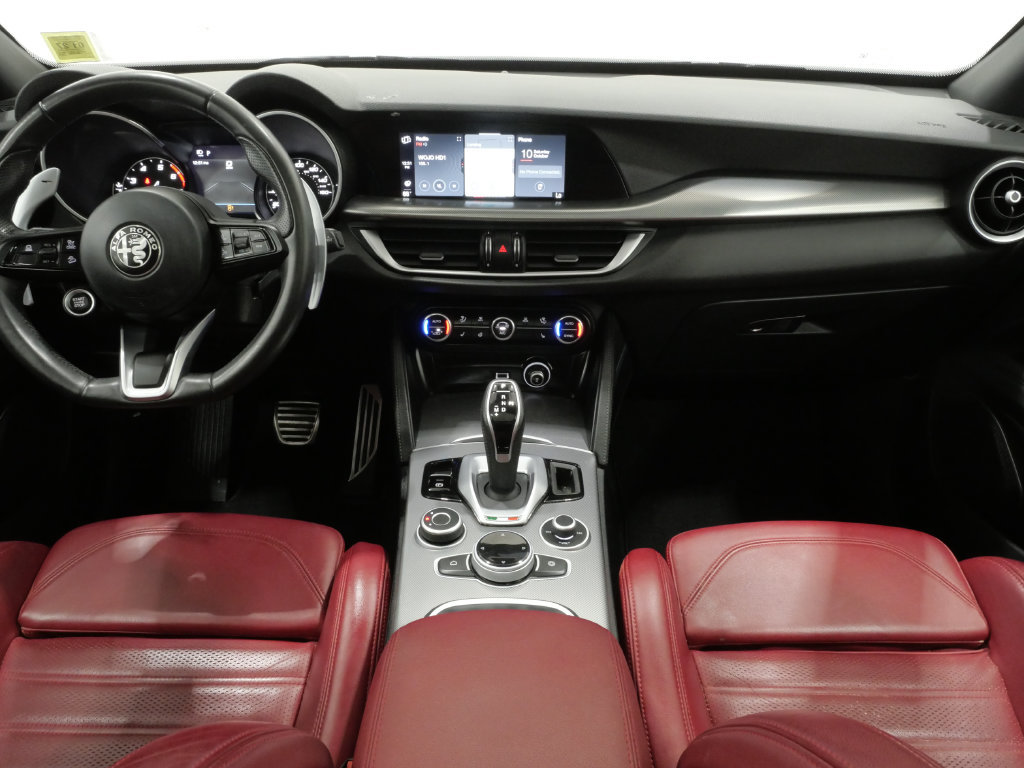 Used 2023 Alfa Romeo Stelvio Veloce AWD/4WD image 10