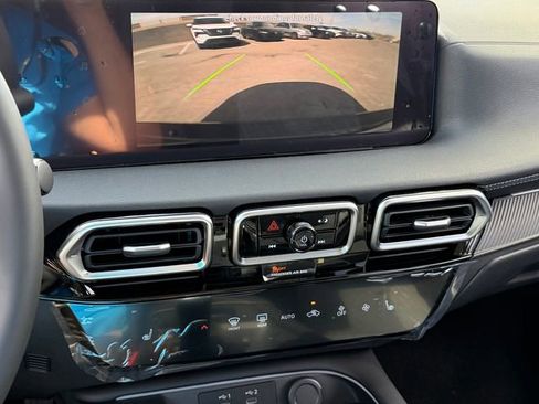 New 2026 Nissan Sentra SV FWD image 18