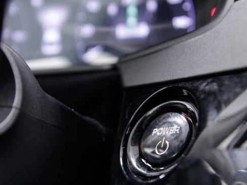 Certified 2025 Honda Accord Touring image 31