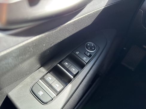 Used 2023 Kia Forte LXS w/ LXS Technology Package FWD image 34