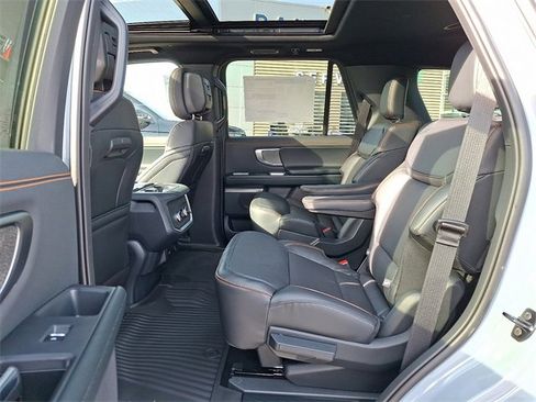 New 2026 Ford Expedition Tremor image 5
