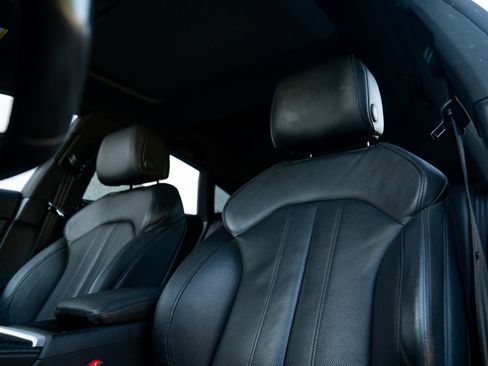 Used 2019 Audi S5 Premium Plus w/ Premium Plus image 2