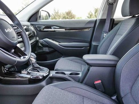 New 2026 Kia Seltos S FWD image 20