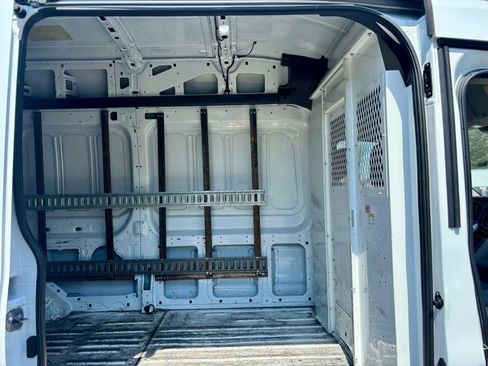 Used 2023 Ford Transit 250 148 High Roof Extended image 23
