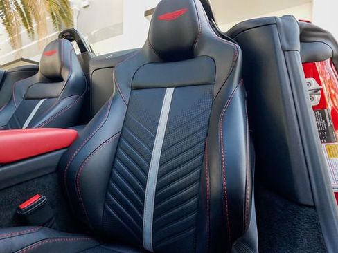Used 2023 Aston Martin V12 Vantage Roadster image 66