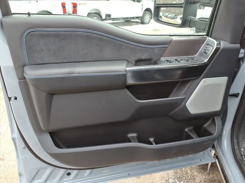 New 2026 Ford F250 Platinum w/ FX4 Off-Road Package image 20