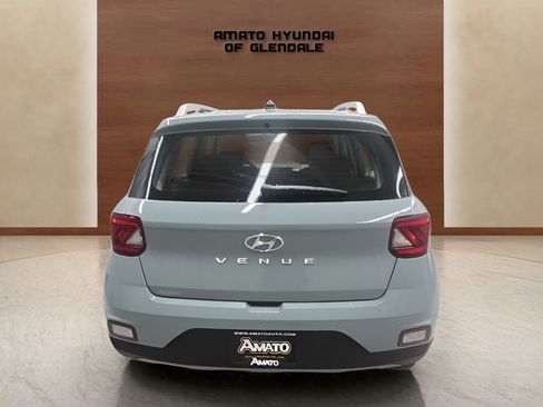 New 2026 Hyundai Venue SEL FWD image 5
