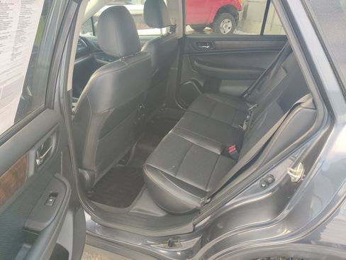 Used 2015 Subaru Outback 3.6R Limited image 13