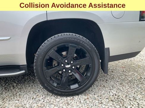 Used 2017 Cadillac Escalade Luxury AWD/4WD image 9