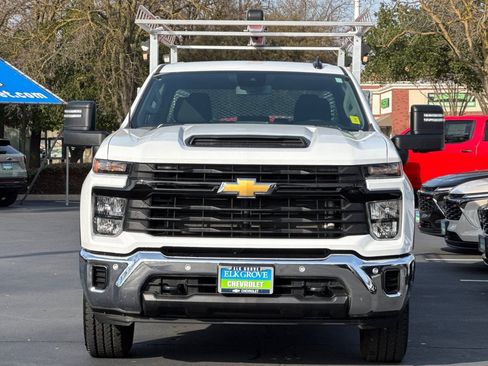 Used 2025 Chevrolet Silverado 2500 W/T w/ WT/CX Safety Package image 8