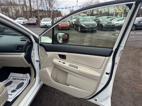 Used 2013 Subaru Impreza 2.0i image 19