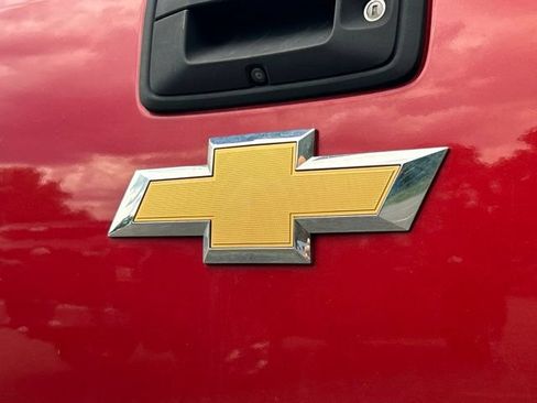 Used 2016 Chevrolet Colorado LT AWD/4WD image 11