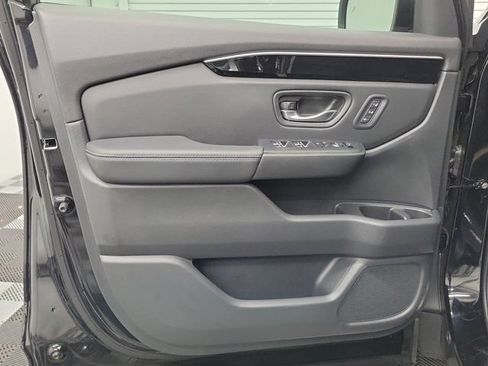 Certified 2024 Honda Pilot EX-L image 18