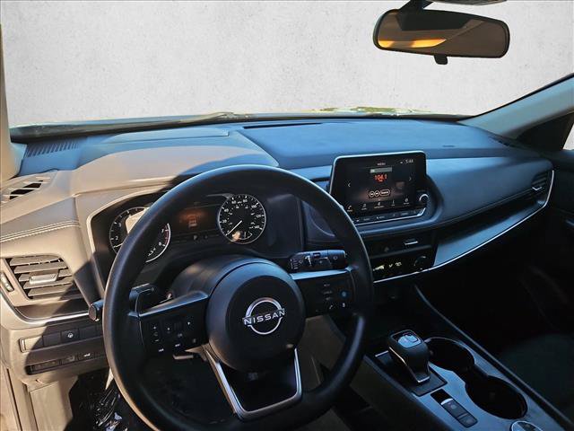 Used 2024 Nissan Rogue SV AWD/4WD image 10