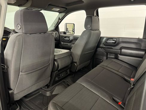 Used 2025 Chevrolet Silverado 2500 Custom w/ Custom Value Package image 30