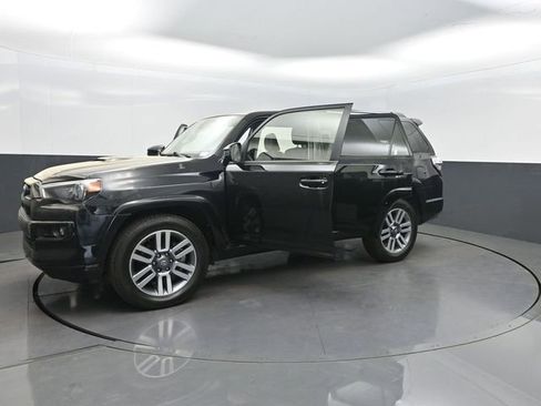 Used 2024 Toyota 4Runner TRD Sport RWD image 39