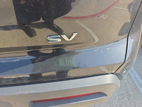 Used 2024 Nissan Pathfinder SV FWD image 5