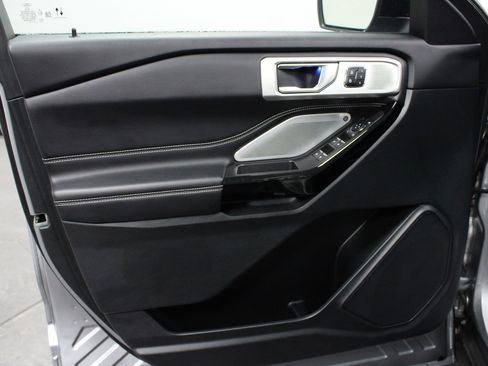 Used 2024 Ford Explorer ST w/ Equipment Group 401A image 11