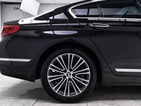 Used 2019 BMW 530i xDrive image 33