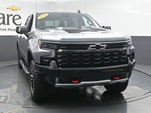 Used 2023 Chevrolet Silverado 1500 ZR2 w/ Technology Package AWD/4WD image 50